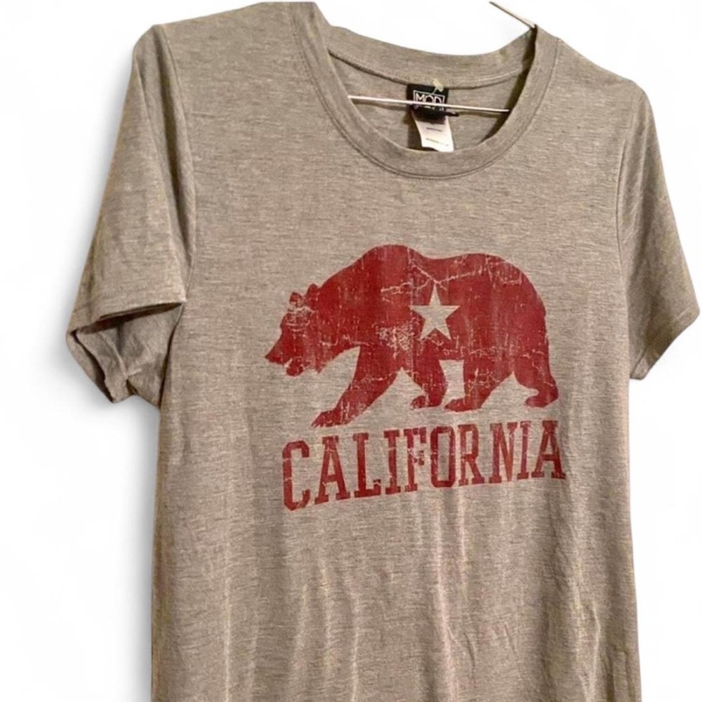 Modern Lux “California” Graphic Tee